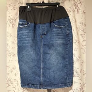 SkirtedFancy Denim Maternity Skirt